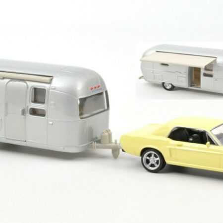 Norev FORD MUSTANG 1968 LIGHT YELLOW AND AIRSTREAM CARAVAN 1:43