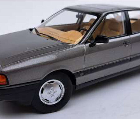 Triple 9 AUDI 80 B3 1989 STONE DARK GREY 1:18