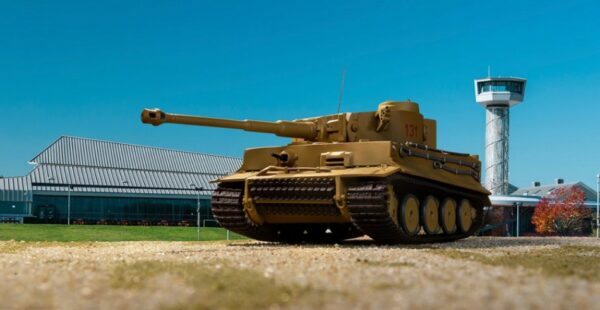 Corgi TIGER 131 RESTORED AND OPERATED BY THE TANK MUSEUM BOVINGTON 1:50