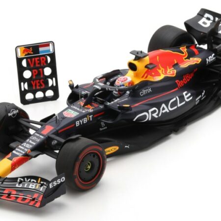 Spark Model RED BULL RB18 MAX VERSTAPPEN 2022 N.1 WINNER DUTCH GP 1:18