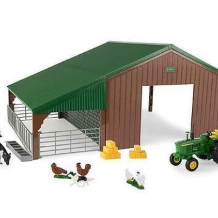 Britains FARM BUILDING SET WITH JOHN DEERE TRACTOR 1:32