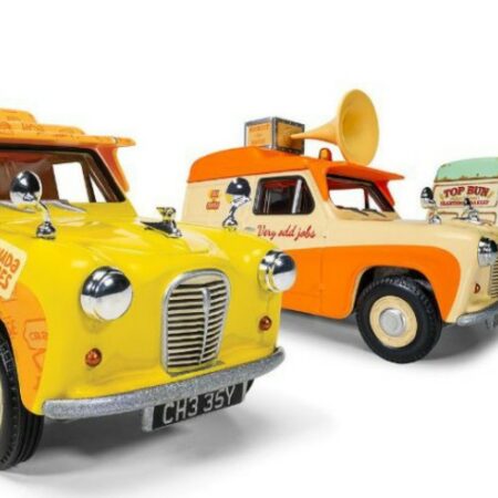 Corgi WALLACE & GROMIT AUSTIN A35 VAN COLLECTION CHEESE PCS 3 1:43