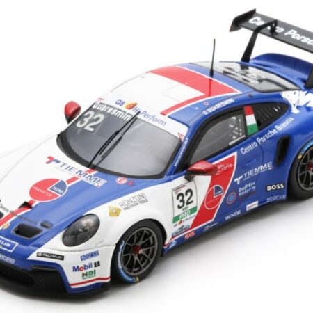 Spark Model PORSCHE 911 GT3 N.32 CARRERA CUP ITALY CHAMPION 2022 G.QUARERSIMI 1:43