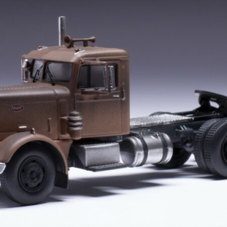 Ixo Model PETERBILT 281 1955 RUSTY VERSION 1:64