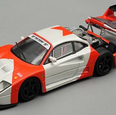 Tecnomodel FERRARI F40 LM 1996 PRESS VERS.MARLB./SILVER WHEELS W/ENGINE DETAIL 1:64