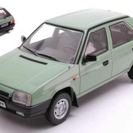 Whitebox SKODA FAVORIT 1987 GREEN 1:24