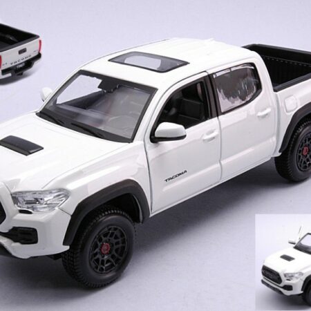 Maisto TOYOTA TACOMA PICK UP 2021 WHITE 1:24