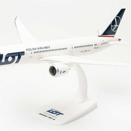 Herpa BOEING 787-9 DREAMLINER LOT 1-2-2024 1:200