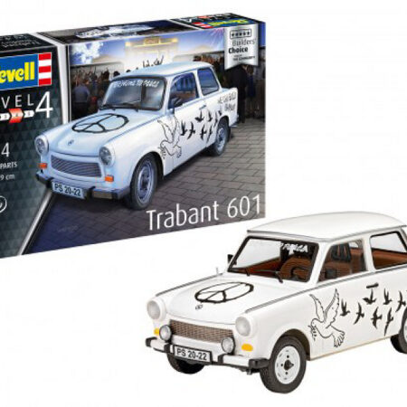 Revell TRABANT 601 "BUILDER'S CHOICE" KIT 1:24