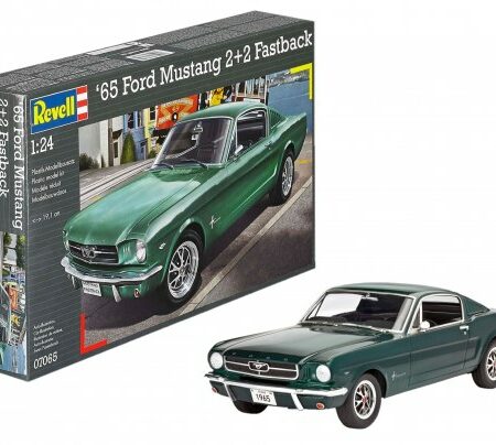 Revell FORD MUSTANG 2+2 FASTBACK 1965 KIT 1:24