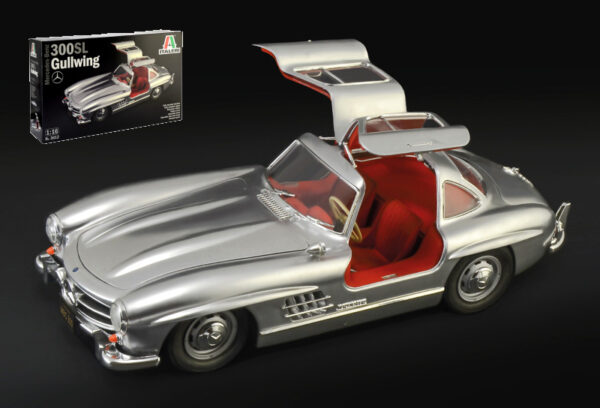 Italeri MERCEDES 300SL GULLWING KIT 1:16