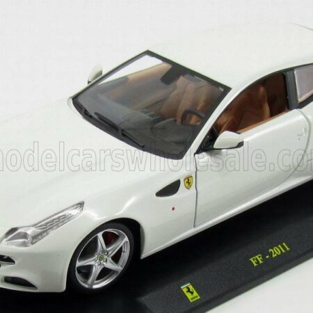 EDICOLA 1/24 FERRARI | FF (FERRARI FOUR) 2011 - CON VETRINA - WITH SHOWCASE | WHITE