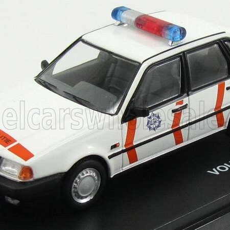 TRIPLE9 1/43 VOLVO | 440 RIJKSPOLITIE 1990 | WHITE ORANGE