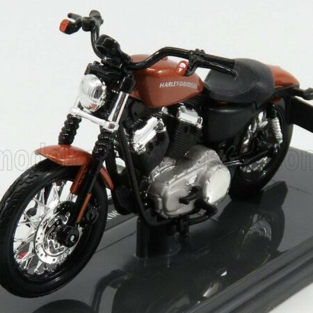 MAISTO 1/18 HARLEY DAVIDSON | XL 1200N NIGHTSTER 2007 | COPPER MET