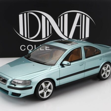 DNA COLLECTIBLES 1/18 VOLVO | S60 R 2003 | GREEN