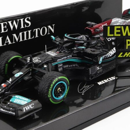 MINICHAMPS 1/43 MERCEDES GP | F1  W12 MERCEDES M12 EQ POWER+ TEAM AMG PETRONAS MOTORSPORT FORMULA ONE N 44 WINNER SOTCHI RUSSIAN GP 2021 LEWIS HAMILTON - 100th VICTORY F1 WITH PIT BOARD | BLACK GREEN