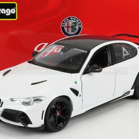 BURAGO 1/18 ALFA ROMEO | GIULIA GTAm 2020 | BIANCO TROFEO - WHITE