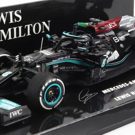 MINICHAMPS 1/43 MERCEDES GP | F1  W12 MERCEDES M12 EQ POWER+ TEAM AMG PETRONAS MOTORSPORT FORMULA ONE N 44 WINNER BRAZILIAN GP (WITH FLAG) 2021 LEWIS HAMILTON | BLACK GREEN