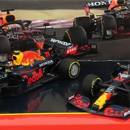 MINICHAMPS 1/43 RED BULL | SET F1  2X F1  RB16B HONDA RA620H TEAM ASTON MARTIN N 33 MAX VERSTAPPEN 2021 WORLD CHAMPION + N 11 2021 SERGIO PEREZ | MATT BLUE YELLOW RED