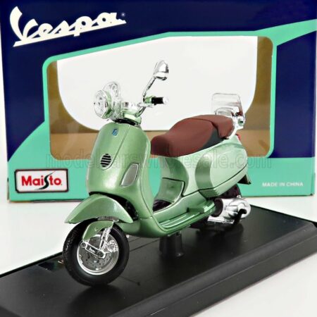 MAISTO 1/18 PIAGGIO | VESPA LXV 2013 | LIGHT GREEN MET