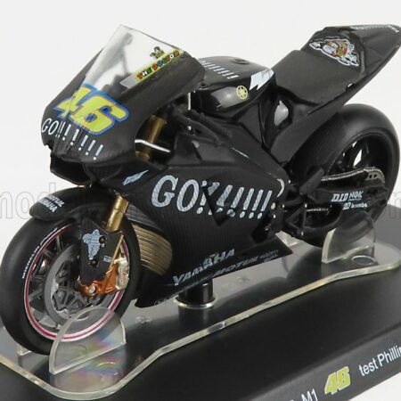 EDICOLA 1/18 YAMAHA | YZR-M1 TEAM GOULOISES N 46 WORLD CHAMPION TEST PHILLIP ISLAND MOTOGP 2004 VALENTINO ROSSI | BLACK