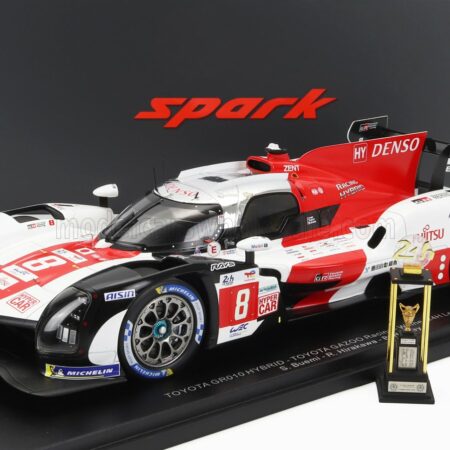 SPARK-MODEL 1/18 TOYOTA | GR010 3.5L TURBO HYBRID V6 TEAM TOYOTA GAZOO RACING N 8 WINNER 24h LE MANS 2022 S.BUEMI - B.HARTLEY - R.HIRAKAWA - CON VETRINA - WITH SHOWCASE | WHITE RED GREY