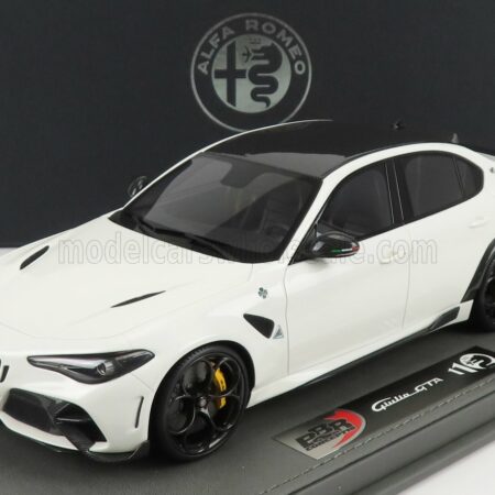 BBR-MODELS 1/18 ALFA ROMEO | GIULIA GTA 2020 - CON VETRINA - WITH SHOWCASE | BIANCO TROFEO - WHITE