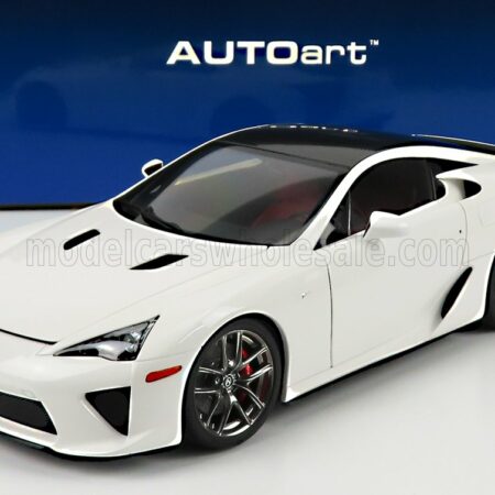 AUTOART 1/18 LEXUS | LFA COUPE 2012 | WHITEST WHITE CARBON