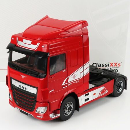 PREMIUM CLASSIXXS 1/18 DAF | XF SPACE CAB TRACTOR TRUCK 2-ASSI 2018 | RED WHITE