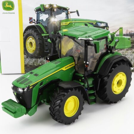 BRITAINS 1/32 JOHN DEERE | 8R 370 TRACTOR 2020 | GREEN YELLOW