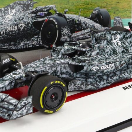 MINICHAMPS 1/43 ALFA ROMEO | F1  C42 TEAM ORLEN RACING N 24 TEST BARCELONA 2022 GUANYU ZHOU | CAMOUFLAGE