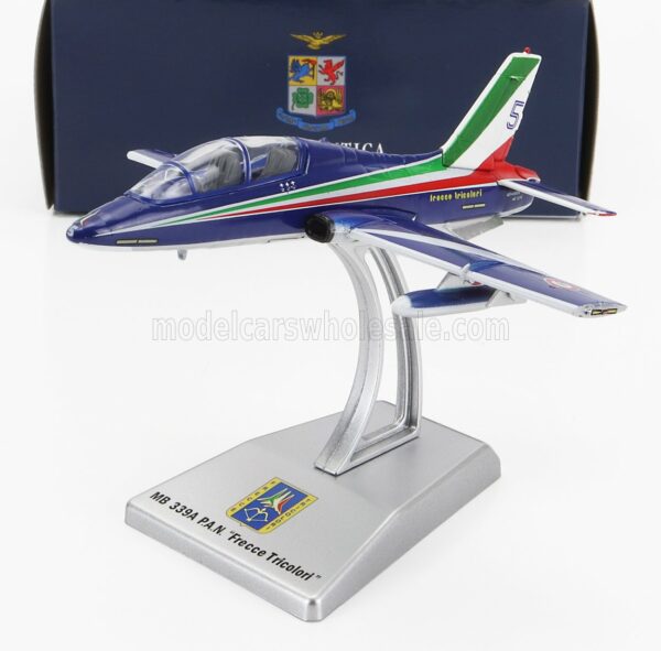 ITALERI 1/100 AERMACCHI | MB339A LIVREA 2023 N 5 FRECCE TRICOLORI - 313th GRUPPO ADDESTRAMENTO ACROBATICO ITALY | BLUE WHITE