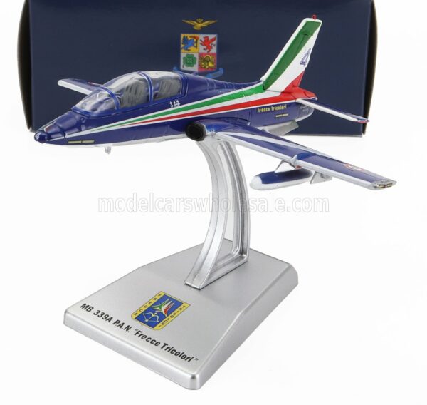 ITALERI 1/100 AERMACCHI | MB339A LIVREA 2023 N 4 FRECCE TRICOLORI - 313th GRUPPO ADDESTRAMENTO ACROBATICO ITALY | BLUE WHITE