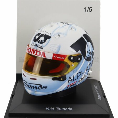 SPARK-MODEL 1/5 ARAI HELMET | F1  CASCO HELMET AT04 TEAM ALPHA TAURI N 22 SINGAPORE GP 2023 YUKI TSUNODA | WHITE LIGHT BLUE