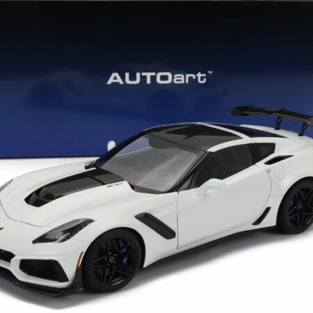 AUTOART 1/18 CHEVROLET | CORVETTE C7 ZR1 2017 | ARCTIC WHITE