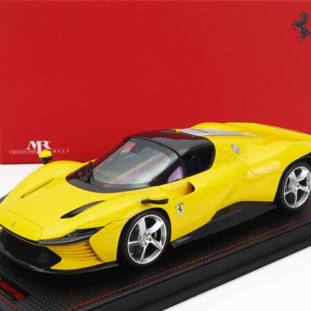 MR-MODELS 1/18 FERRARI | DAYTONA SP3 2022 - CON VETRINA - WITH SHOWCASE | GIALLO MODENA - YELLOW