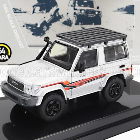 PARAGON-MODELS 1/64 TOYOTA | LAND CRUISER LC71 LHD 2014 | SILVER