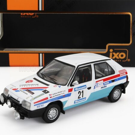 IXO-MODELS 1/43 SKODA | FAVORIT 136L (night version) N 21 RALLY BARUM 1990 LADISLAV KRECEK - JAN KRECMAN | WHITE LIGHT BLUE