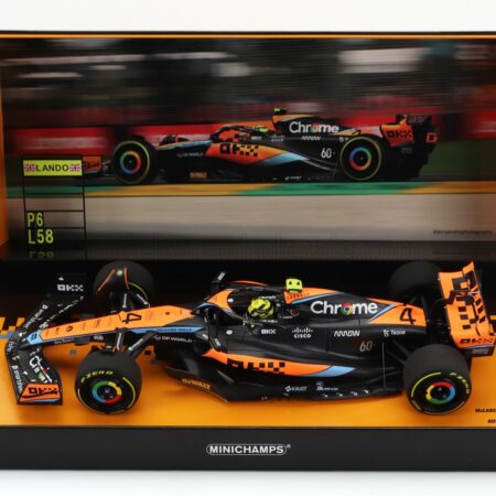 MINICHAMPS 1/18 McLAREN | F1  MCL60 TEAM McLAREN N 4 6th AUSTRALIAN GP WITH PIT BOARD 2023 LANDO NORRIS | ORANGE BLACK