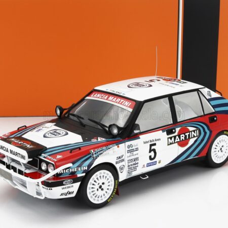 IXO-MODELS 1/18 LANCIA | DELTA INTEGRALE 16V MARTINI (night version) N 5 2nd RALLY SAFARI 1990 JUHA KANKKUNEN - JUHA PIIRONEN | WHITE BLUE RED