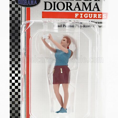 AMERICAN DIORAMA 1/18 FIGURES | GIRL SELFIE | BLUE BROWN