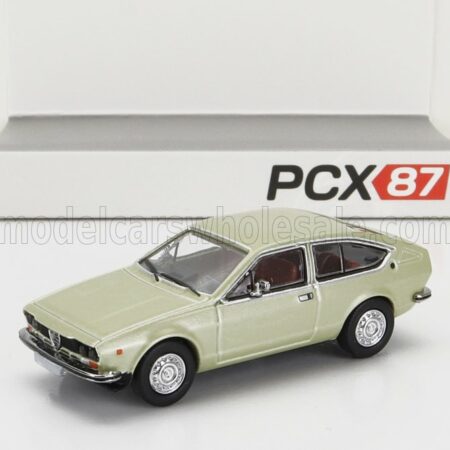 PREMIUM CLASSIXXS 1/87 ALFA ROMEO | ALFETTA GT 1974 | VERY LIGHT GREEN MET