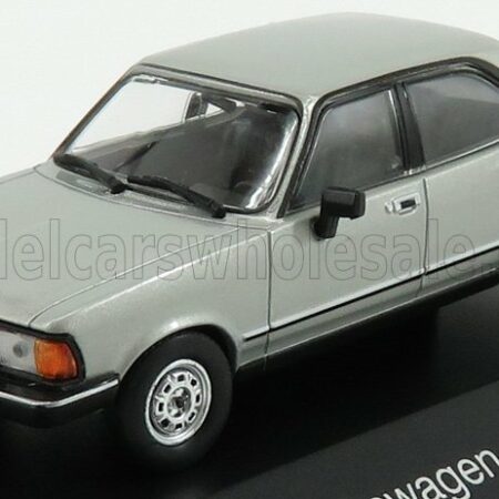 EDICOLA 1/43 VOLKSWAGEN | 1500 1982 | SILVER