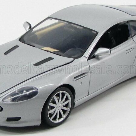 MOTOR-MAX 1/18 ASTON MARTIN | DB9 COUPE 2004 | SILVER