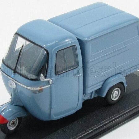 ITALERI 1/32 PIAGGIO | APE D450 VAN FURGONE 1964 | LIGHT BLUE