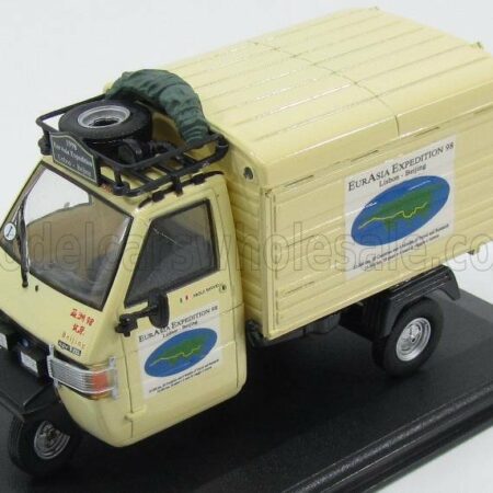 ITALERI 1/32 PIAGGIO | APE TM GRANDI VIAGGI RALLY N 0 EURASIA EXPEDITION 98 LISBON-BEIJING 1998 | CREAM